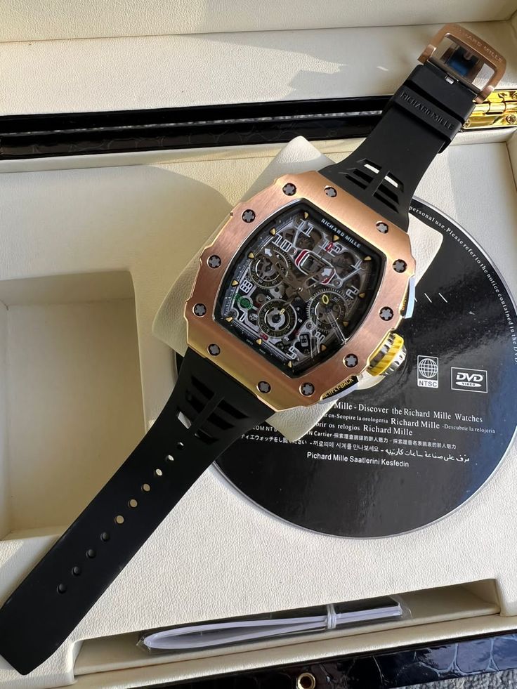 Premium Quality Rubber Strap Watch for Men