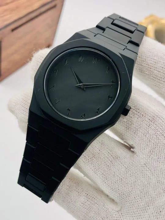 Arabic dial Black Arabic dial watch